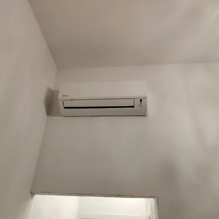 Follonica Lodging * פולוניקה